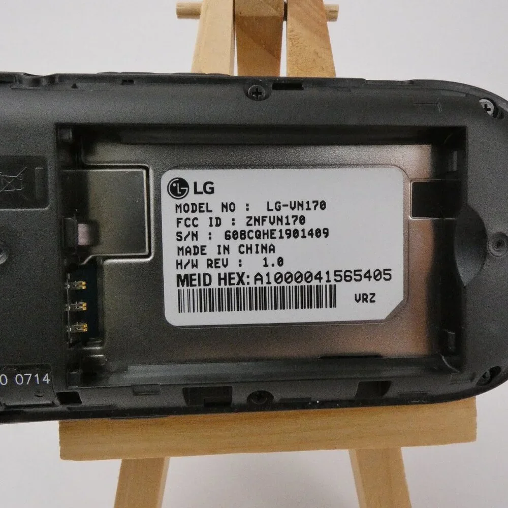 LG VN170 Revere 3 Verizon Flip Cell Phone 128 MB Factory Reset